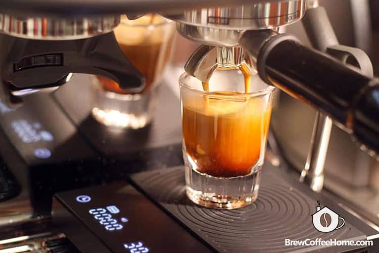 pulling-a-shot-of-espresso