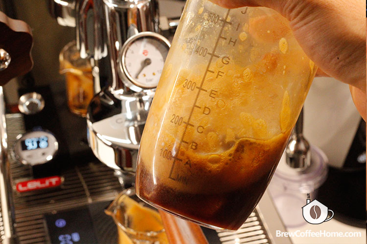 shake-espresso-in-a-shaker