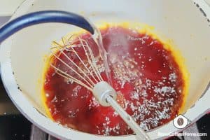 homemade-caramel-syrup-stir