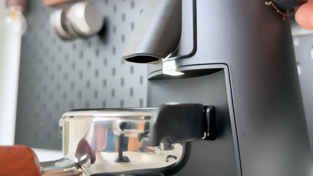amzchef-electric-coffee-grinder-light