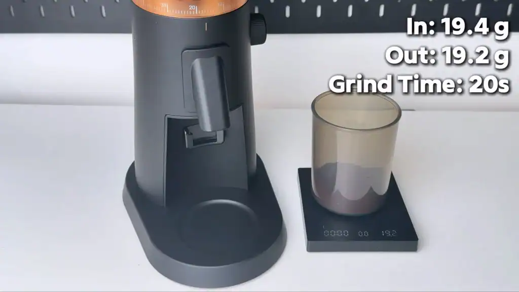 amzchef-electric-coffee-grinder-retention-test
