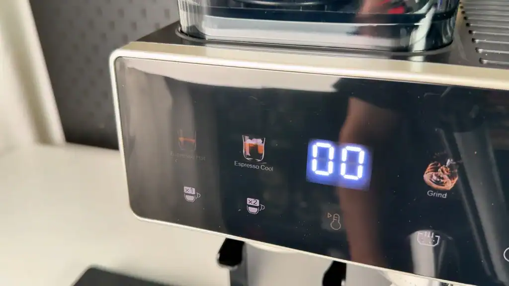 amzchef-cm5560-espressso-machine-with-grinder-contro-panel