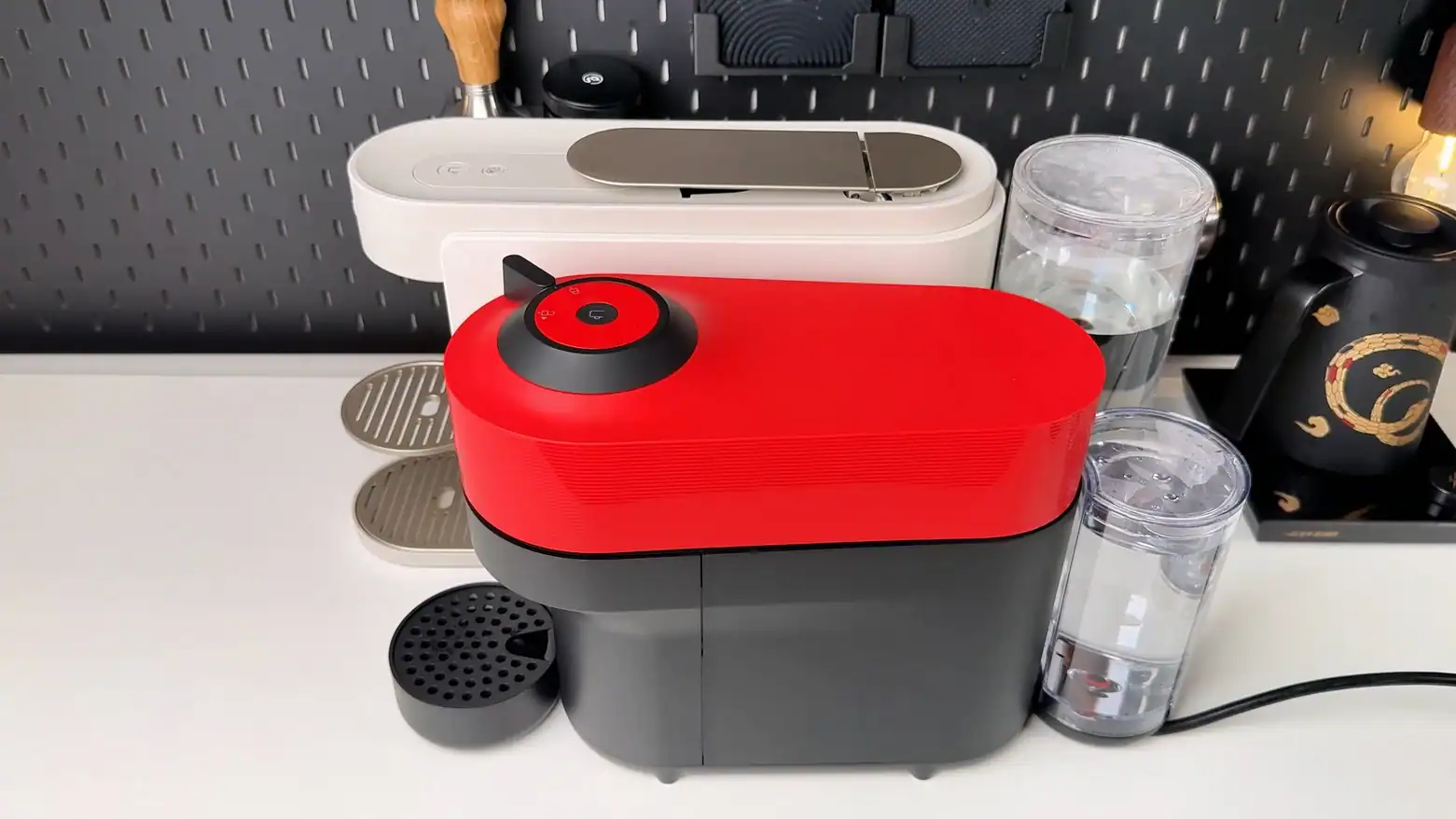 nespresso-vertuo-up-9 nespresso-vertuo-up-vs-vertuo-pop-size